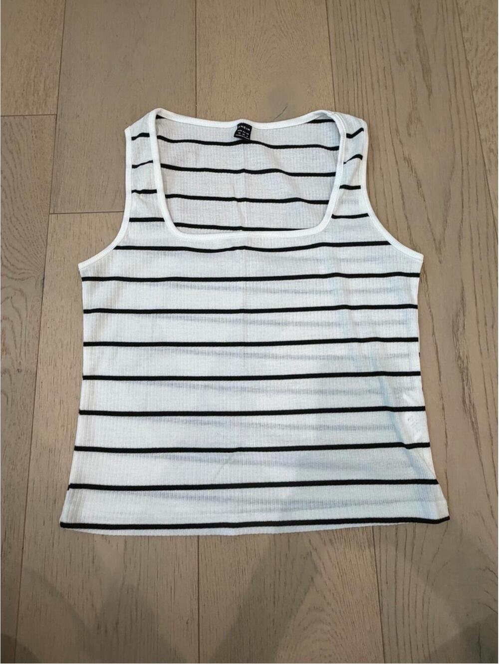 SHEIN White & Black Striped Scoop Neck Tank Top